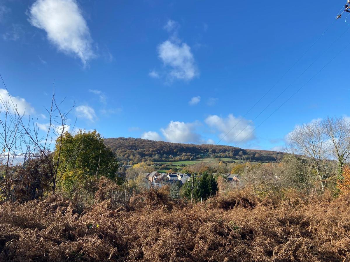 Villa Modern 2 Bed Nestled In The Abergavenny Hills Extérieur photo