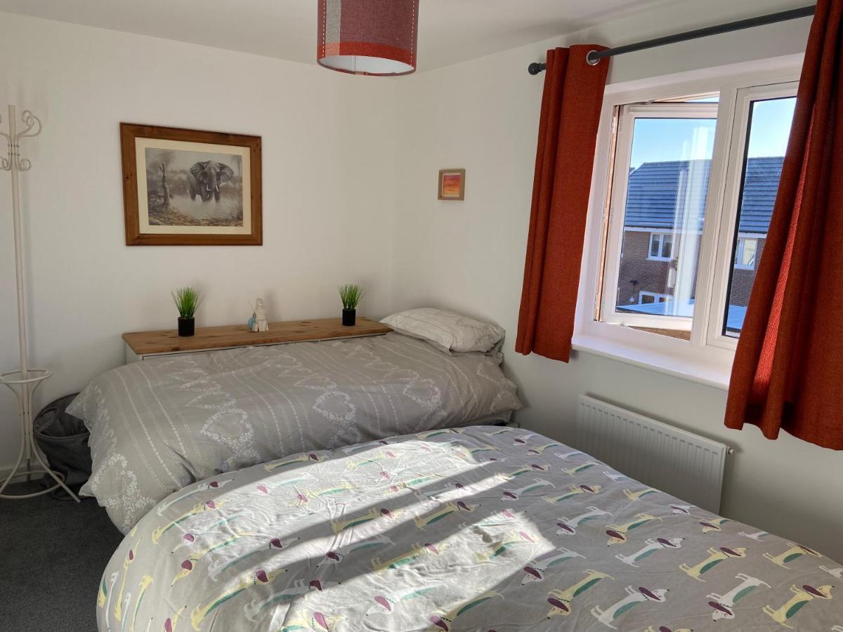 Villa Modern 2 Bed Nestled In The Abergavenny Hills Extérieur photo